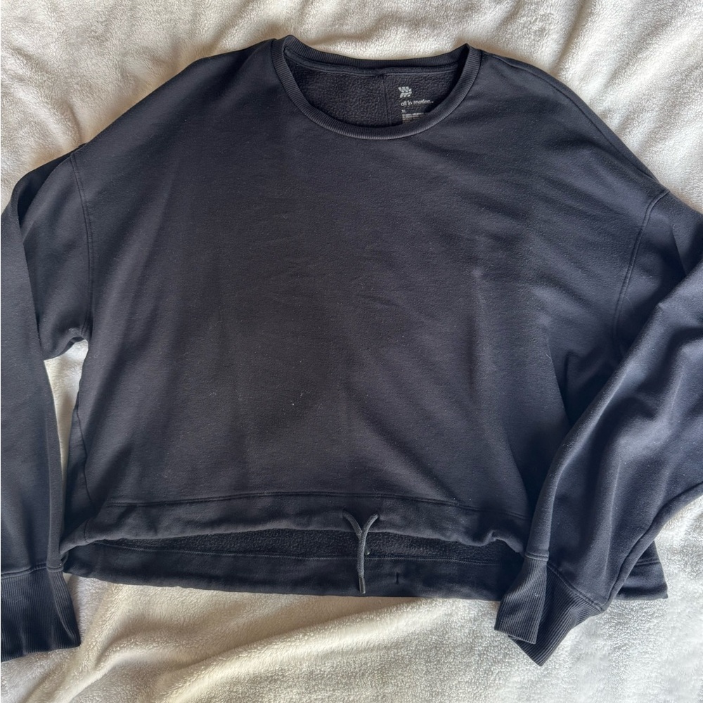 Black Crop Sweatshirt